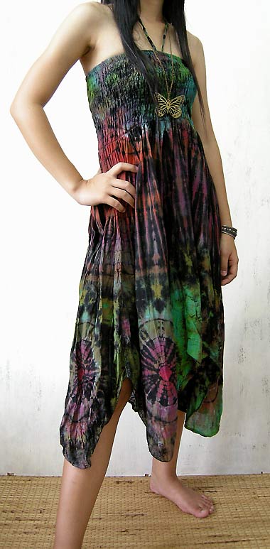 HIPPIE halter dress, TIE DYED, SMOCKED bust *S M  